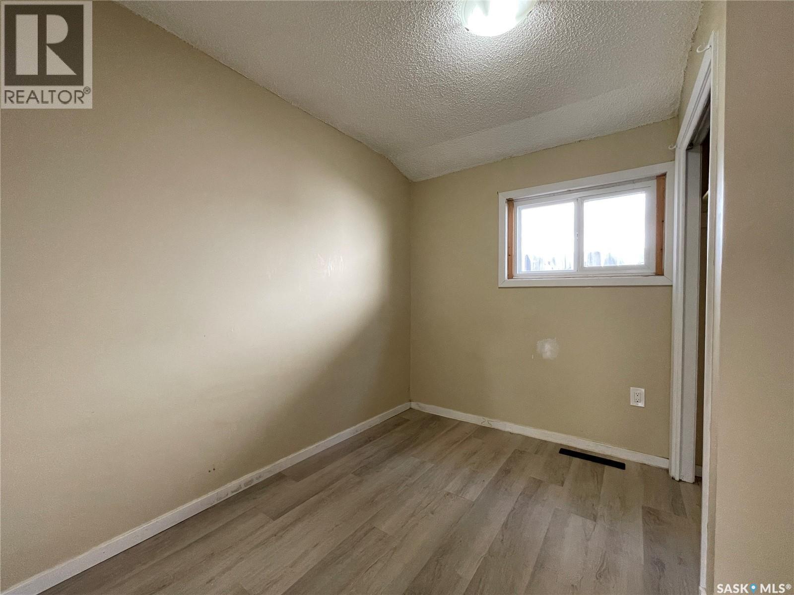 1432 105Th Street, North Battleford, SK - Indoor Photo Showing Other Room