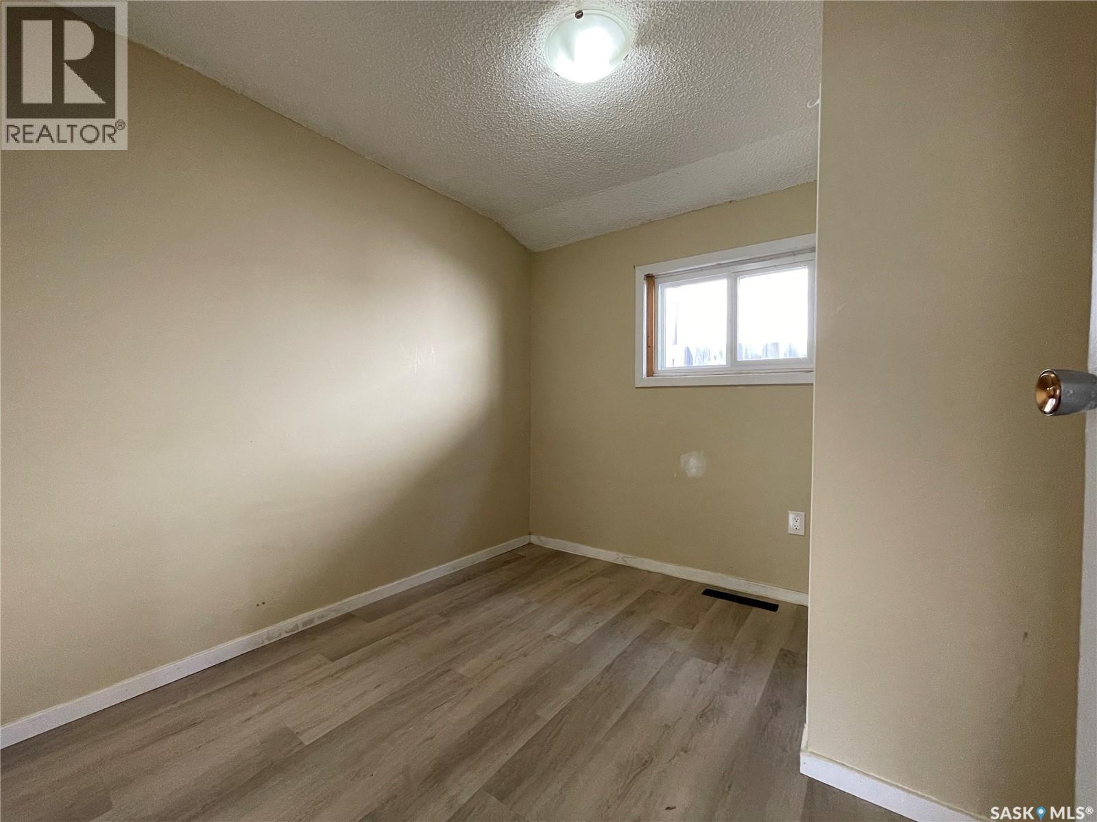 1432 105Th Street, North Battleford, SK - Indoor Photo Showing Other Room