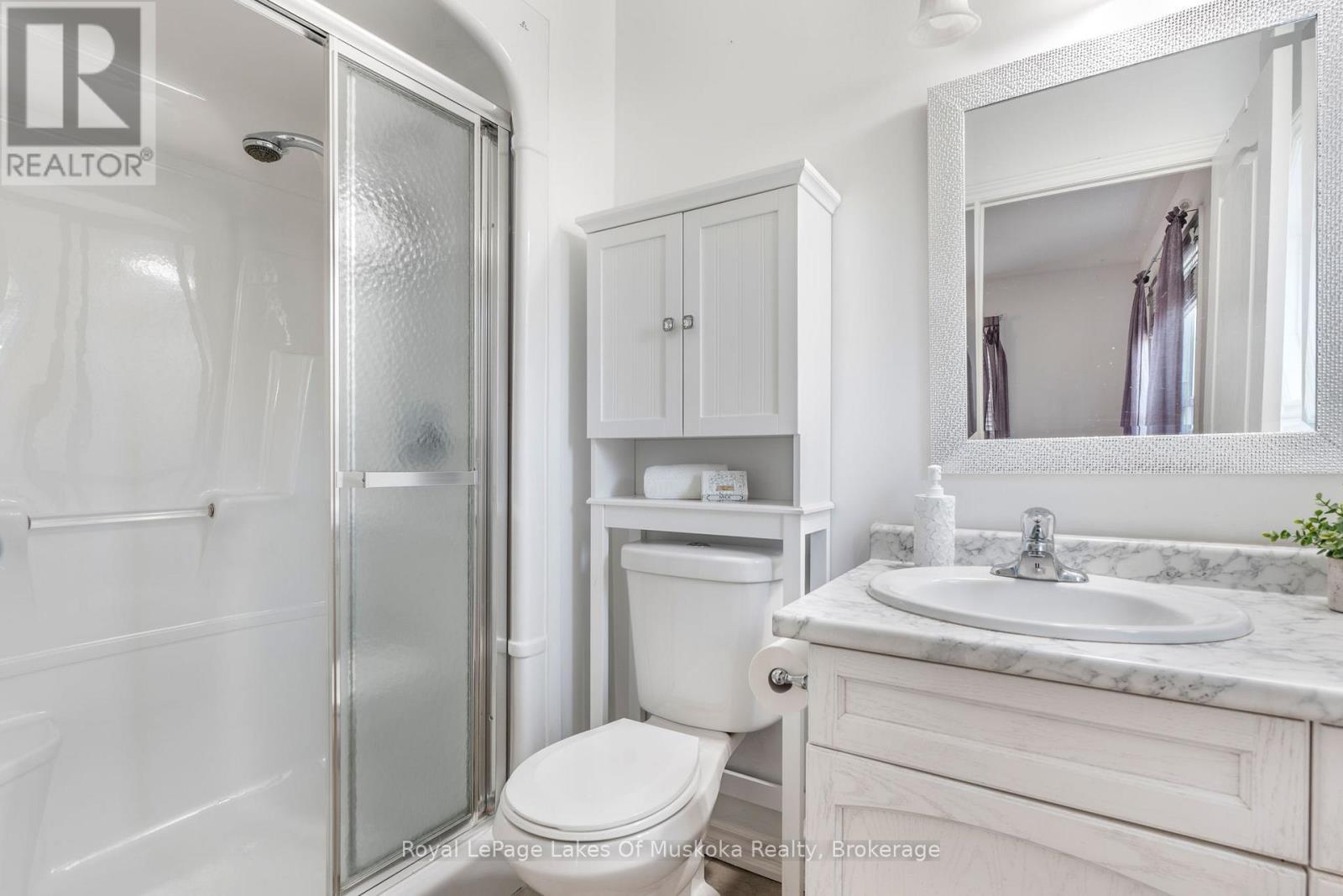308 - 24 Ontario Street, Bracebridge (Macaulay), ON - Indoor Photo Showing Bathroom