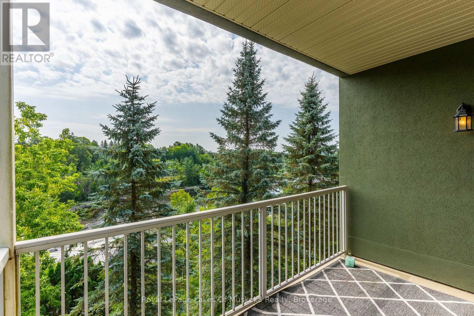 308 - 24 Ontario Street, Bracebridge (Macaulay), ON - Outdoor With Balcony With View With Exterior