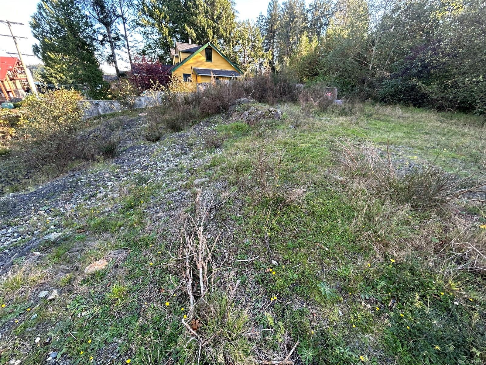 1672 Cedar Rd, Ucluelet, BC