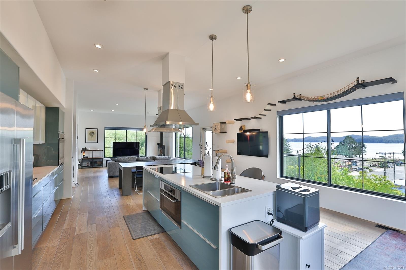 7215 Rupert St, Port Hardy, BC