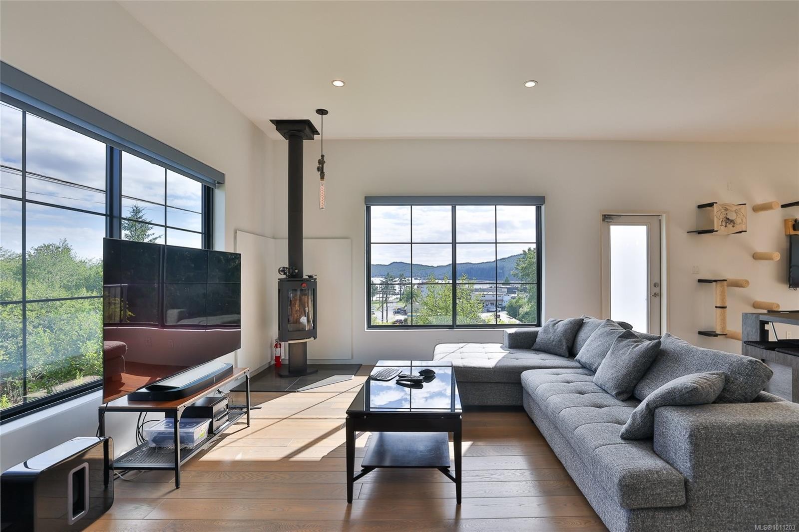 7215 Rupert St, Port Hardy, BC