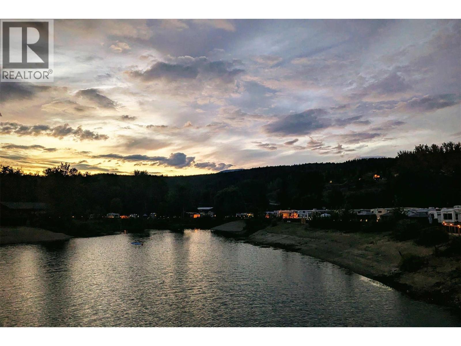 67 Cottonwood Drive, Lee Creek, BC