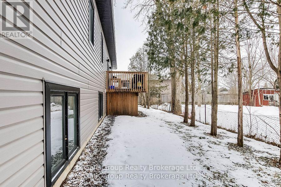 95 Henry Street, Strathroy-Caradoc (Se), ON - Outdoor