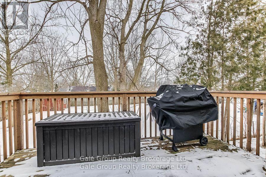 95 Henry Street, Strathroy-Caradoc (Se), ON - Outdoor With Deck Patio Veranda