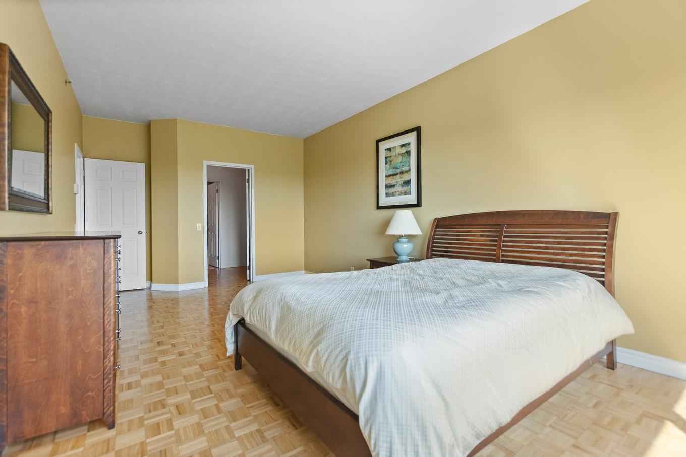 Chambre à coucher principale - 717-18 Ch. Du Bord-Du-Lac-Lakeshore, Pointe-Claire, QC - Indoor Photo Showing Bedroom