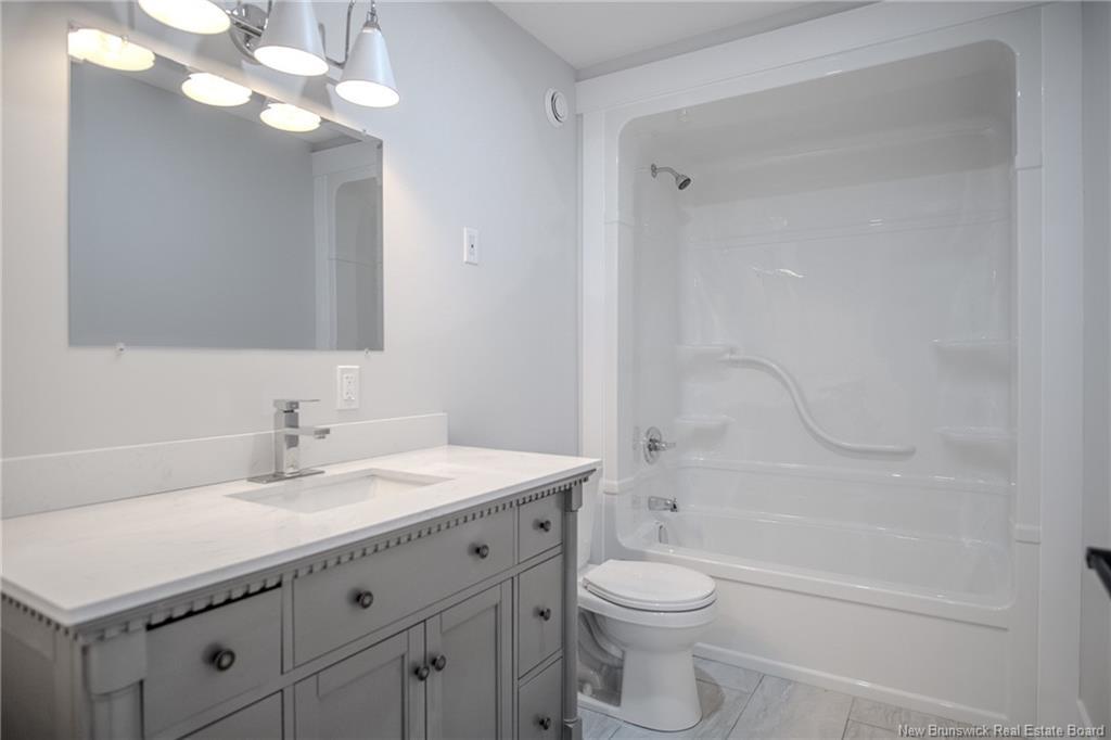 331 Hampton Rd, Quispamsis, NB