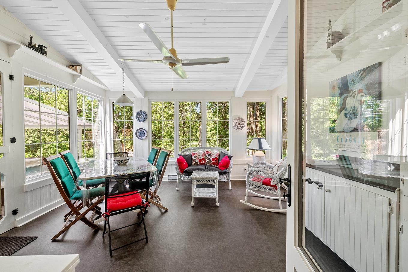 Solarium/Sunroom - 169 Ch. Du Tour-Du-Lac, Sainte-Agathe-Des-Monts, QC - Indoor Photo Showing Other Room