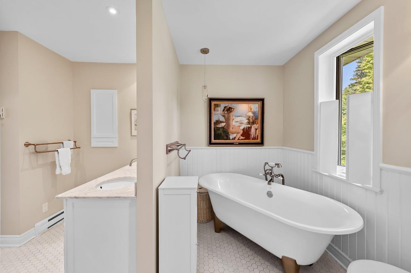 Ensuite bathroom - 169 Ch. Du Tour-Du-Lac, Sainte-Agathe-Des-Monts, QC - Indoor Photo Showing Bathroom