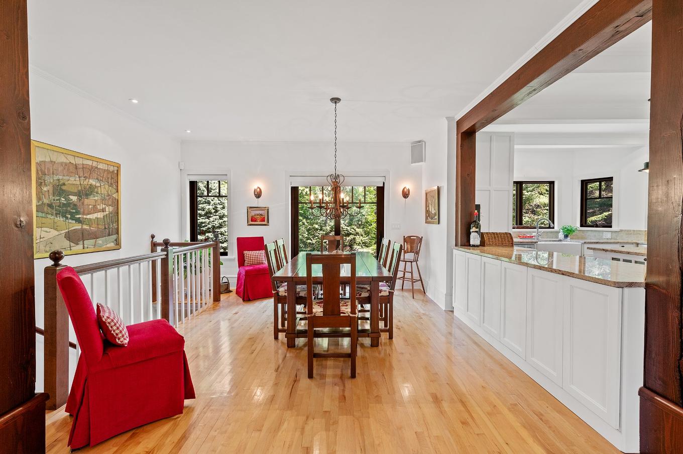 Dining room - 169 Ch. Du Tour-Du-Lac, Sainte-Agathe-Des-Monts, QC - Indoor Photo Showing Dining Room