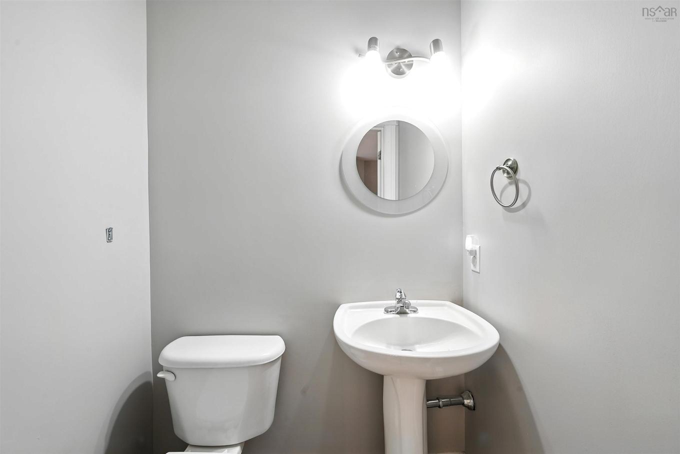 256 Highland Avenue, Windsor, NS