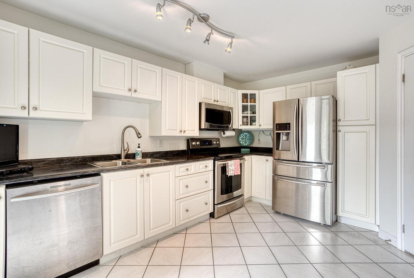 213 Spinnaker Drive, Halifax, NS