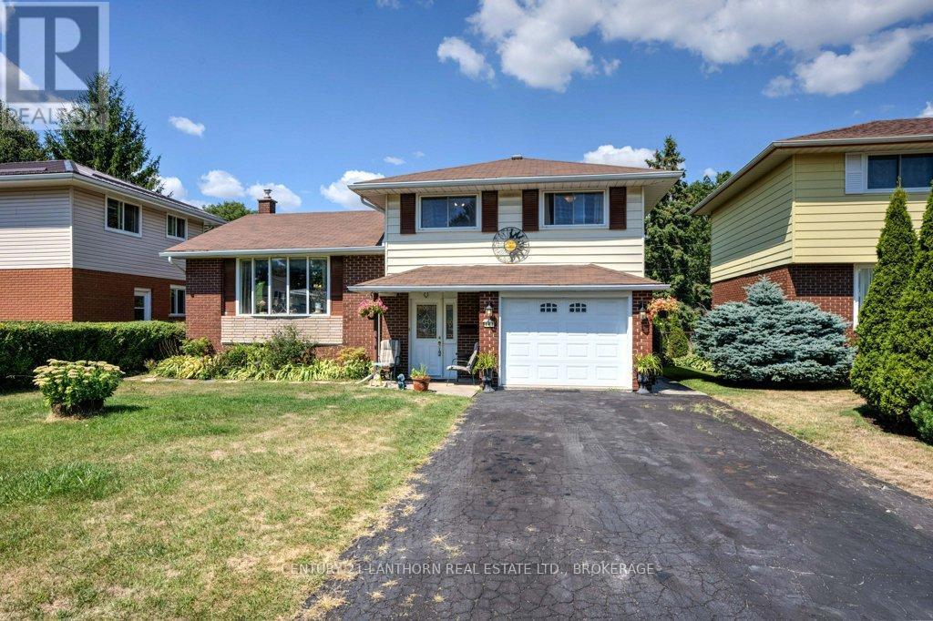 197 King Street, Greater Napanee (Greater Napanee), ON - Outdoor With Facade
