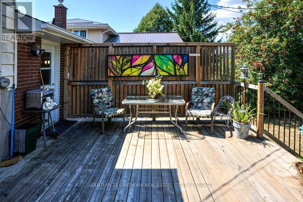 197 King Street, Greater Napanee (Greater Napanee), ON - Outdoor With Deck Patio Veranda With Exterior