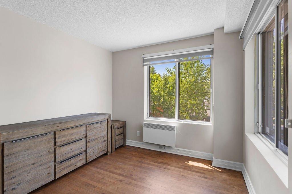Chambre à coucher - 101-4570 Ch. Des Cageux, Laval (Chomedey), QC - Indoor