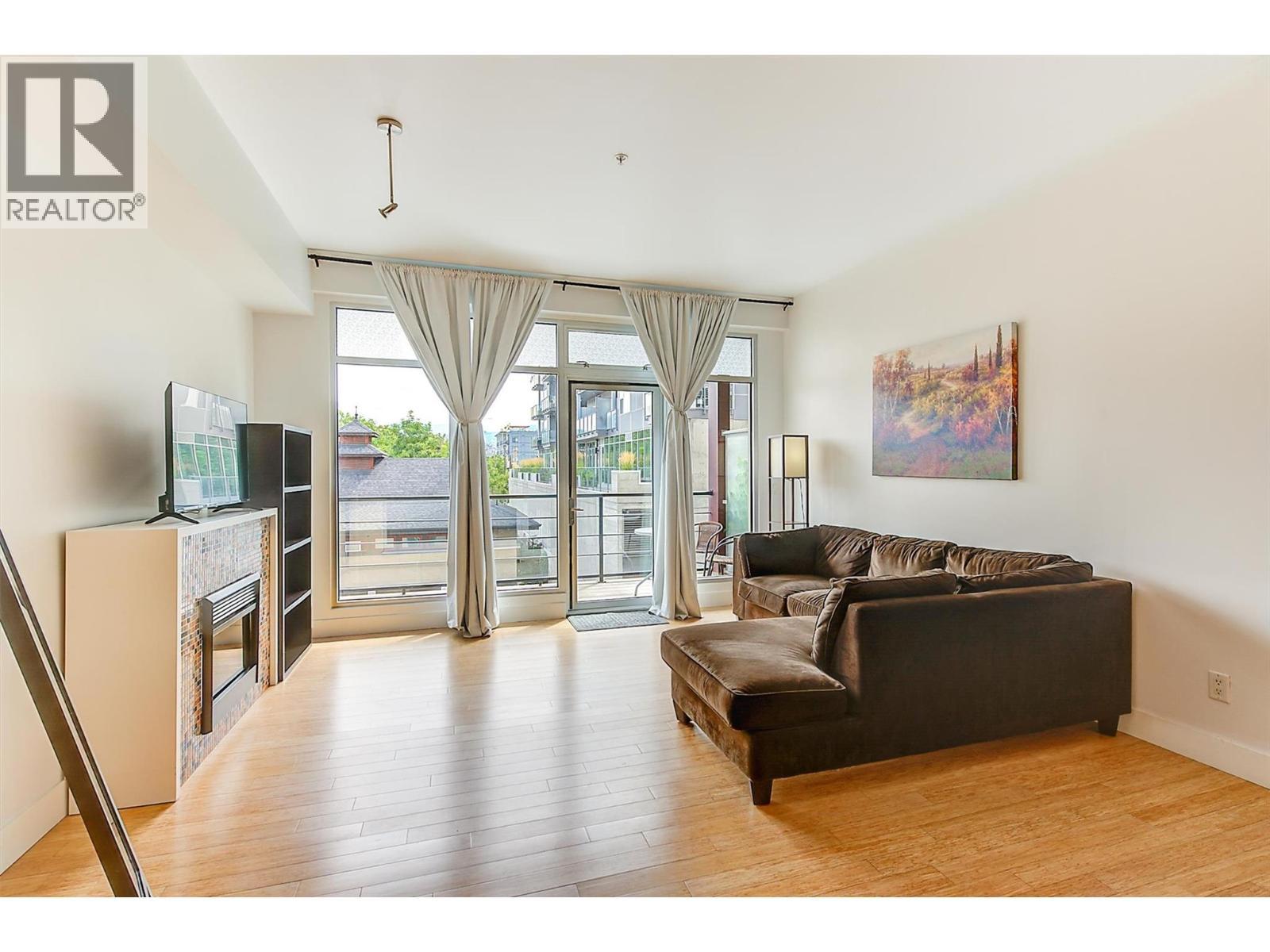 1289 Ellis Street Unit# 320, Kelowna, BC - Indoor