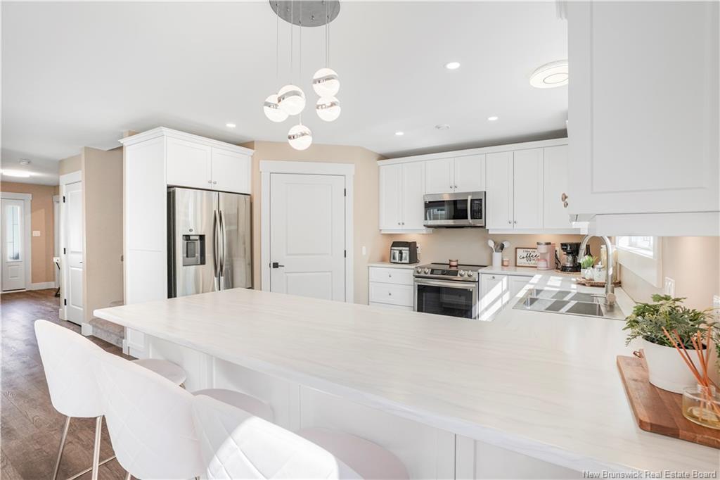 45 Weavers Wy, Fredericton, NB