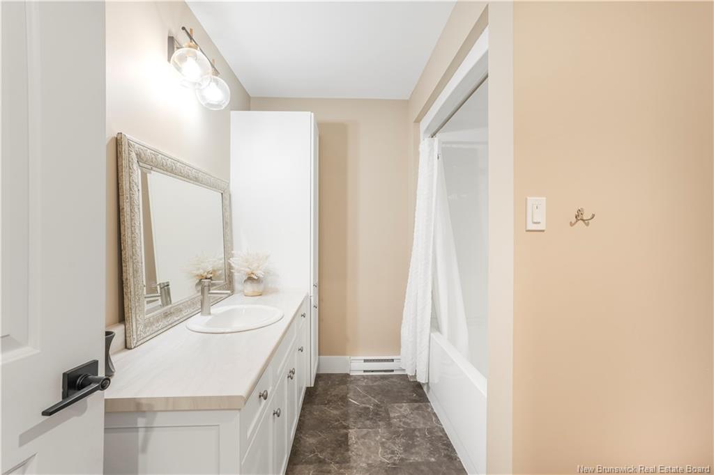 45 Weavers Wy, Fredericton, NB