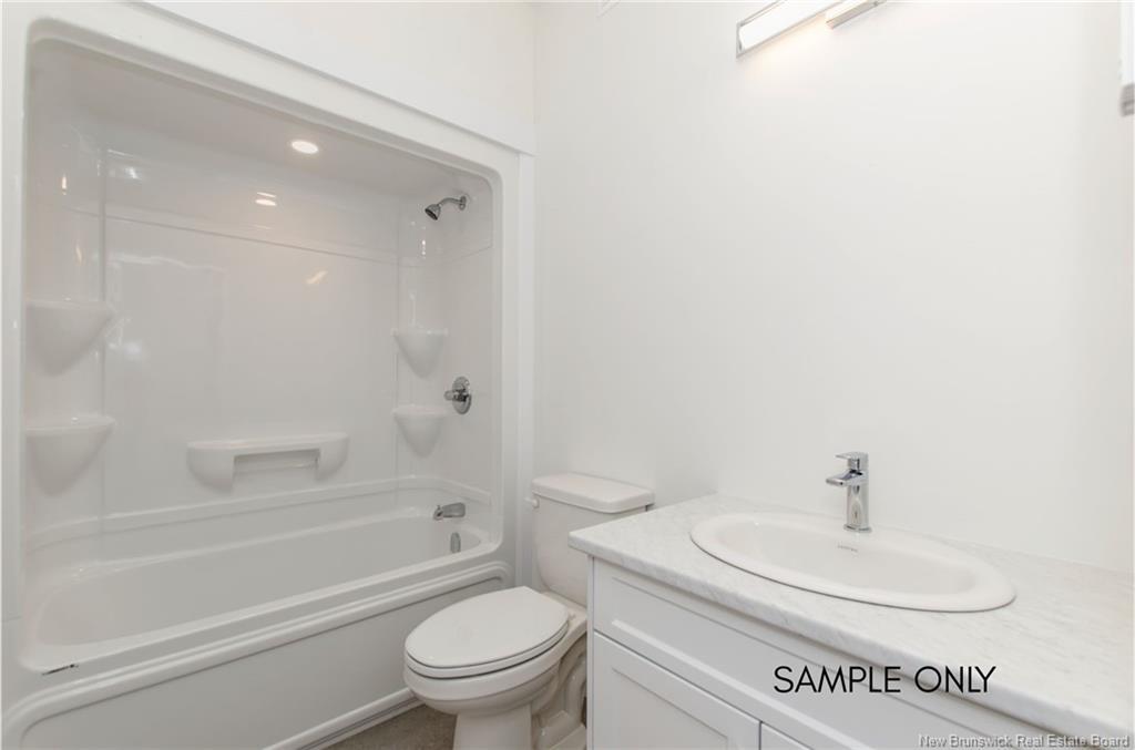 80 Royal Oaks Blvd, Moncton, NB