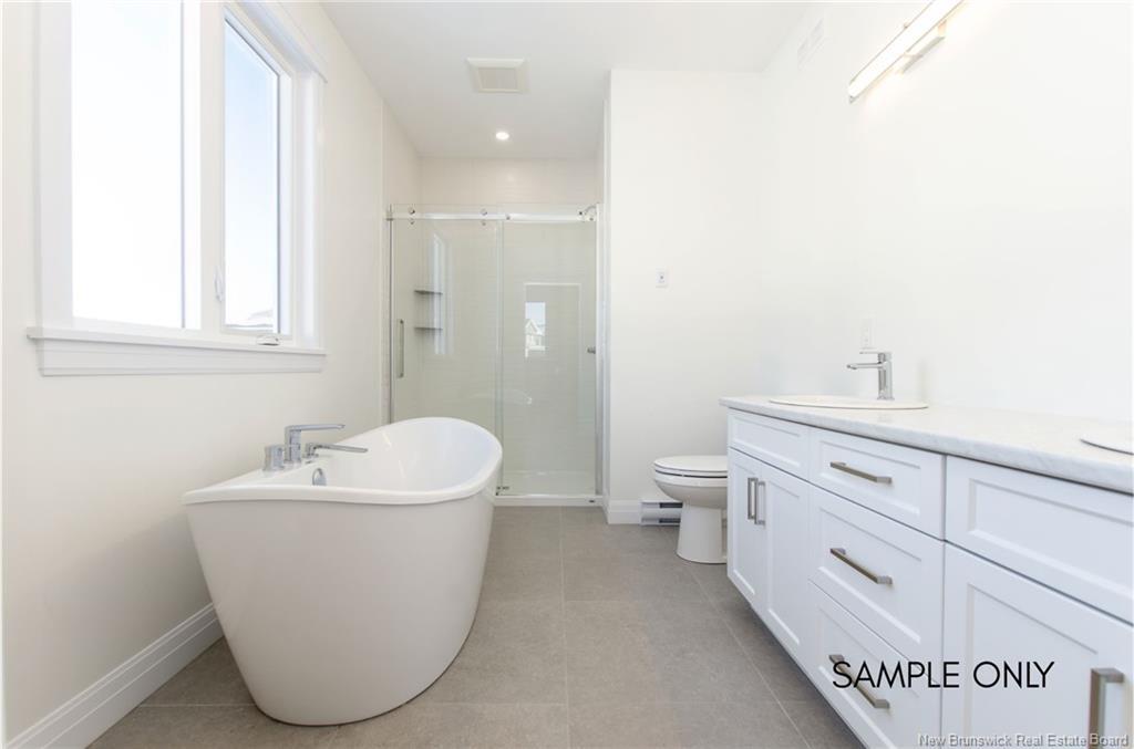 80 Royal Oaks Blvd, Moncton, NB