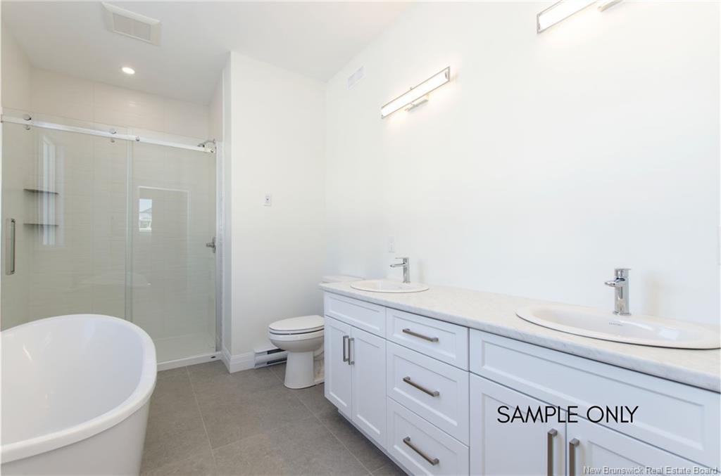 80 Royal Oaks Blvd, Moncton, NB