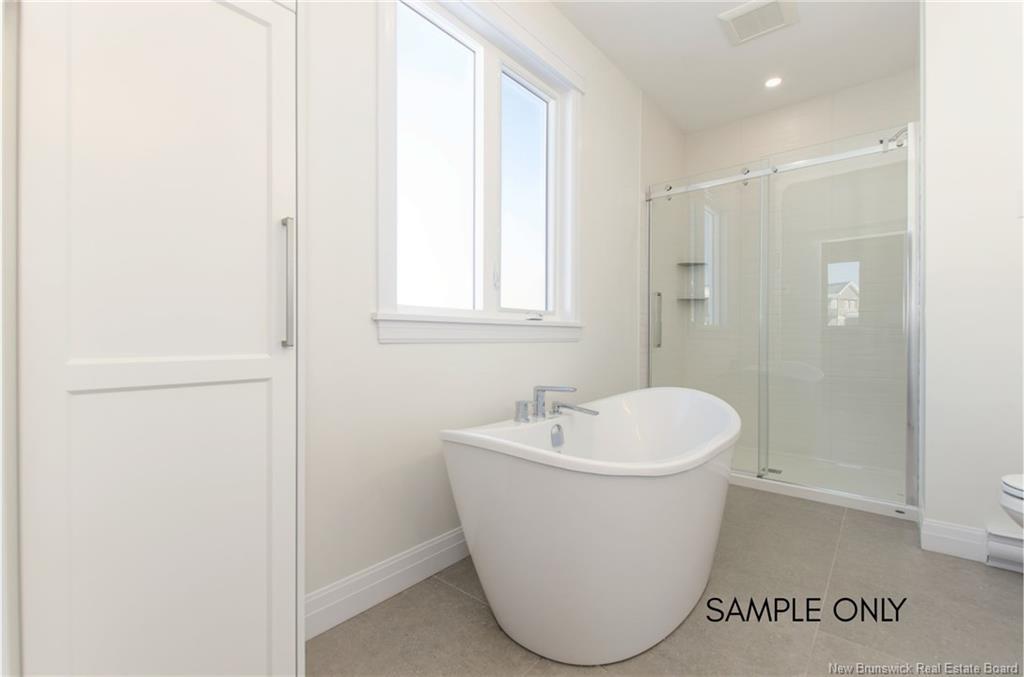 80 Royal Oaks Blvd, Moncton, NB