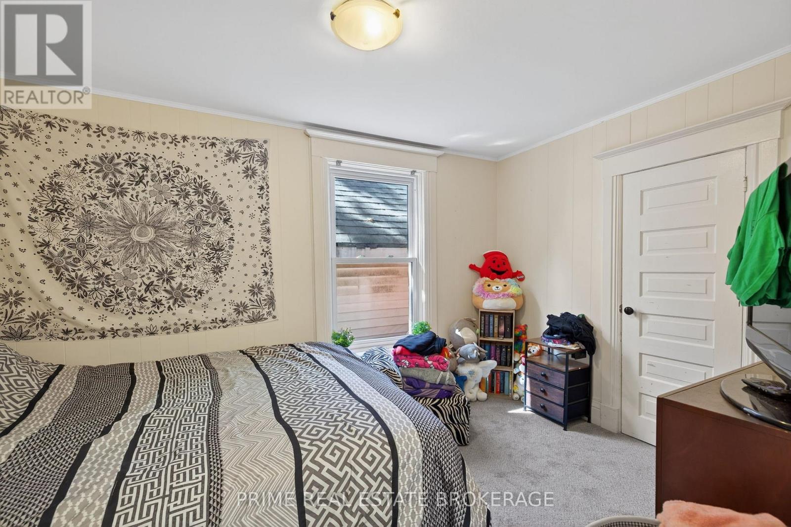 38 Hincks Street, St. Thomas, ON - Indoor Photo Showing Bedroom