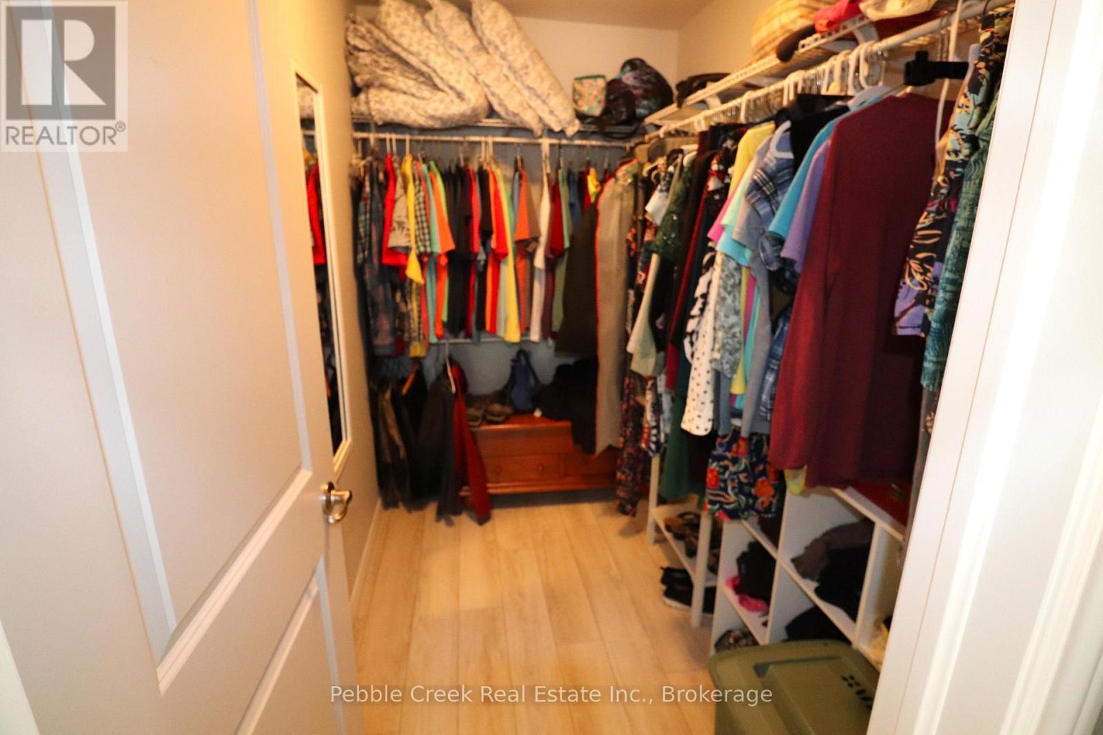 61 Lake Breeze Drive, Ashfield-Colborne-Wawanosh (Colborne), ON - Indoor With Storage