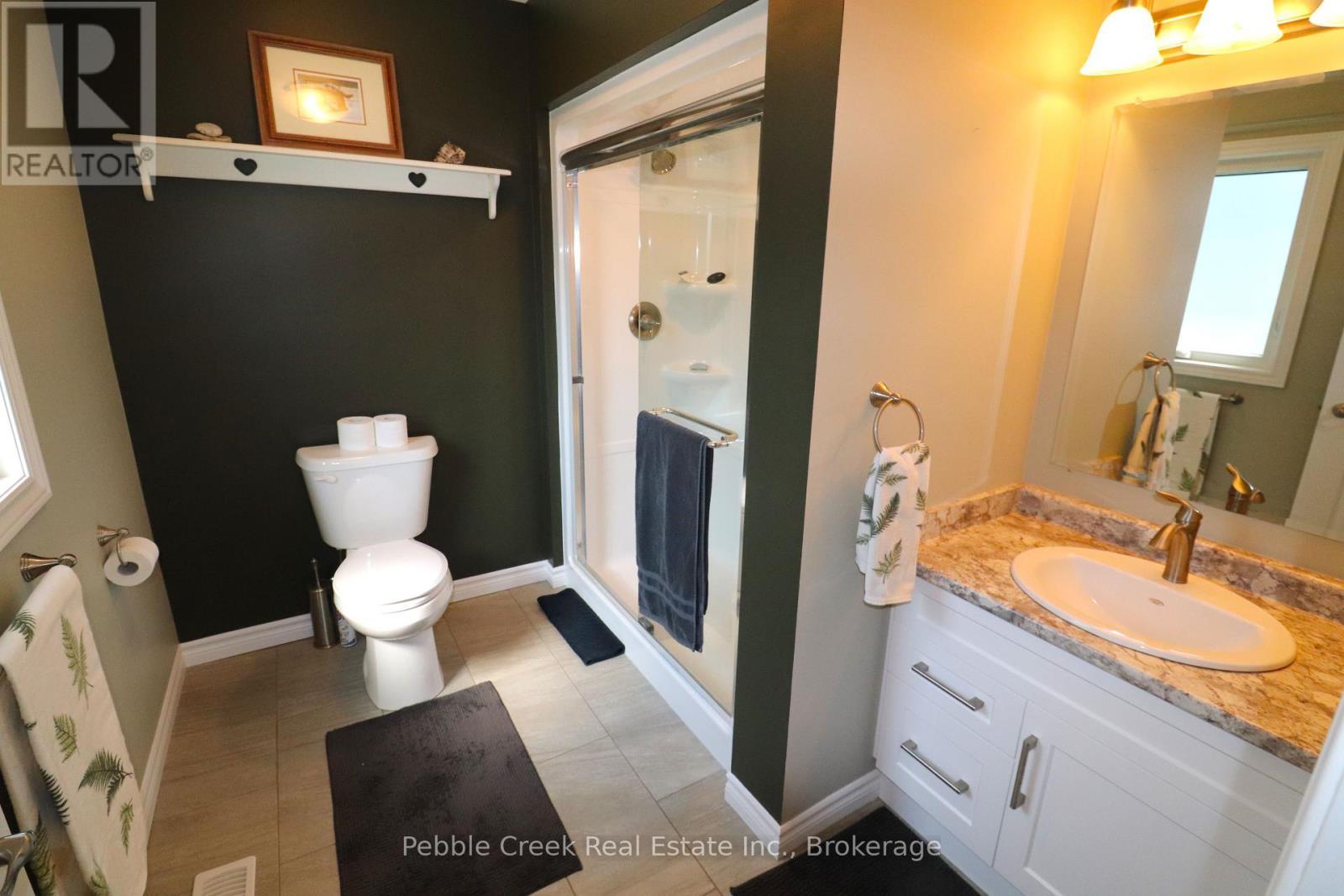 61 Lake Breeze Drive, Ashfield-Colborne-Wawanosh (Colborne), ON - Indoor Photo Showing Bathroom