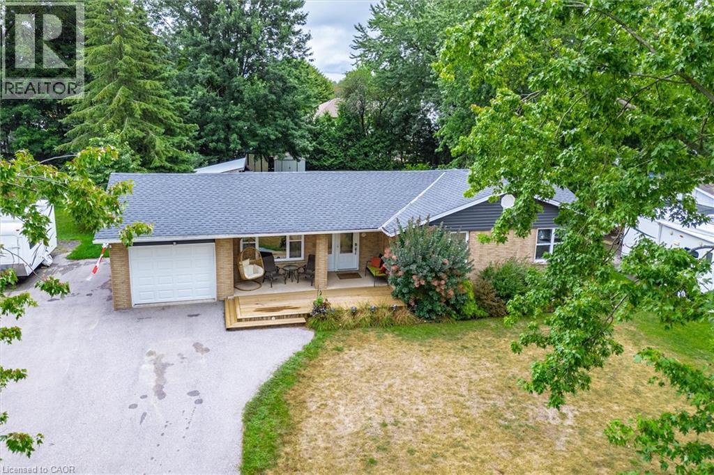 37 Victoria Crescent, Fergus, ON - Outdoor With Deck Patio Veranda