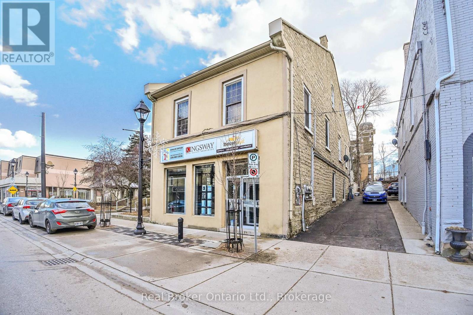 26 Queen Street E, Cambridge, ON