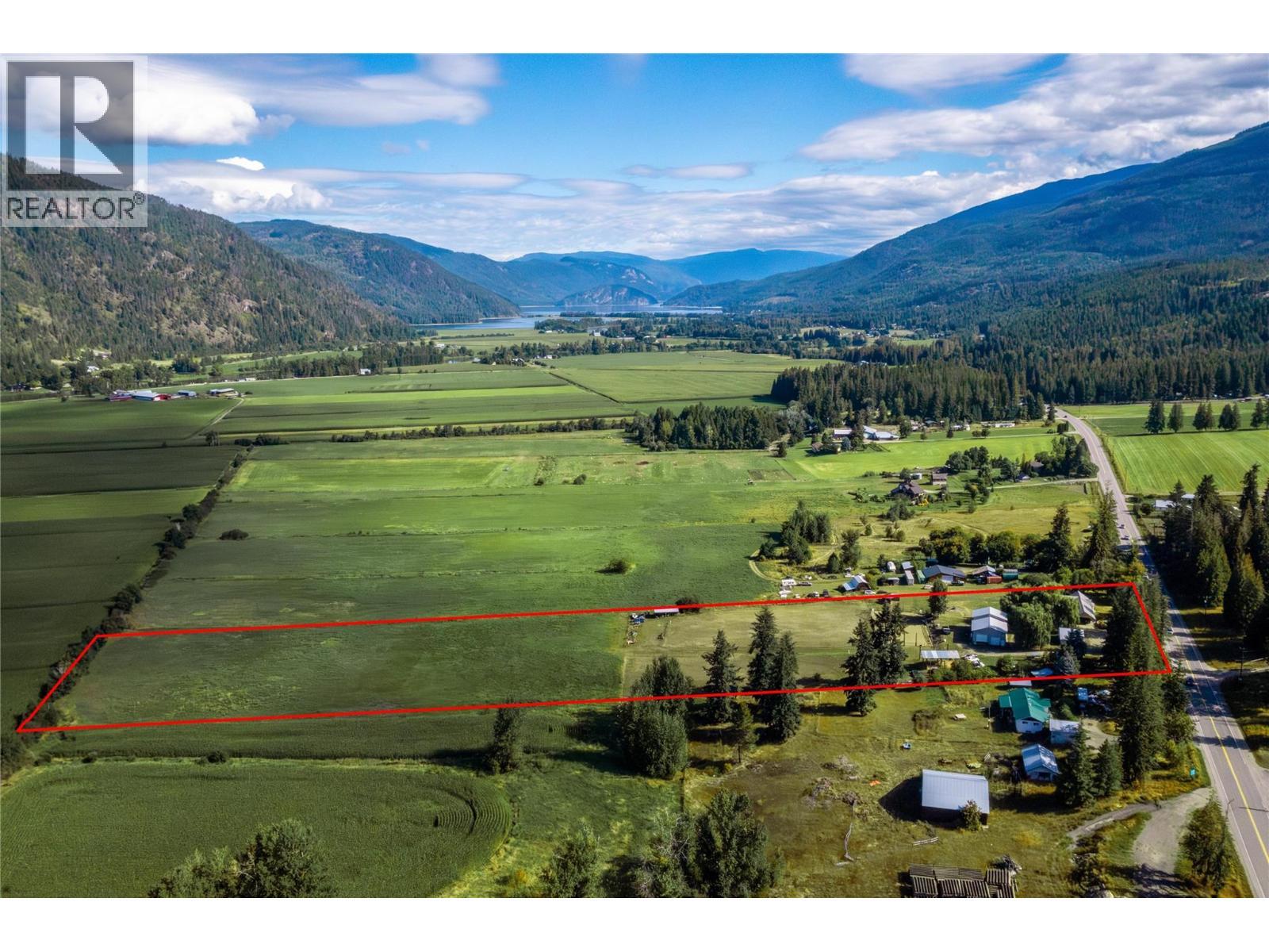 7630 97A Highway, Mara, BC - Outdoor With View
