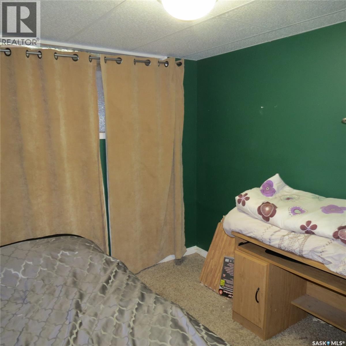 2256 Wascana Street, Regina, SK - Indoor Photo Showing Bedroom