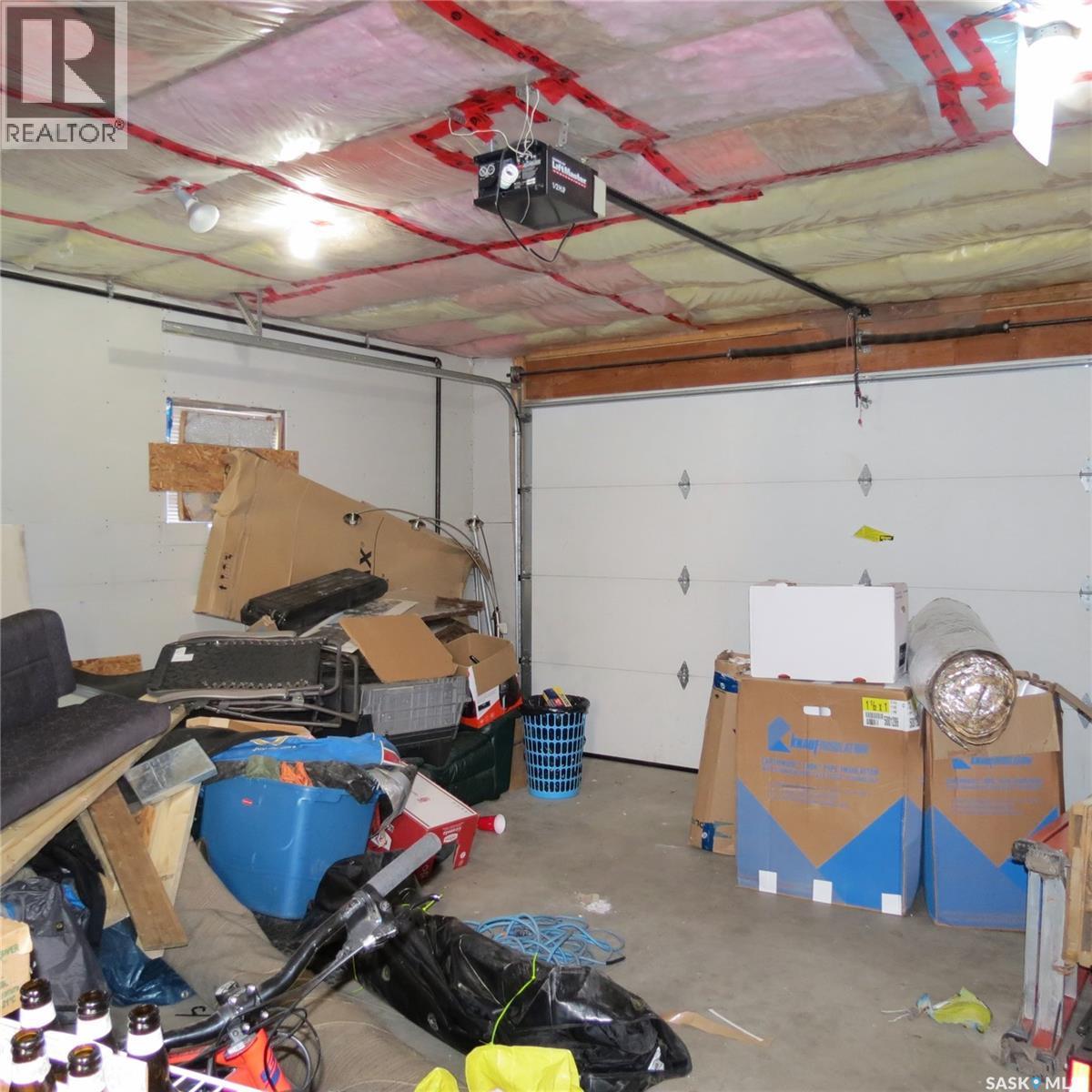 2256 Wascana Street, Regina, SK - Indoor Photo Showing Garage