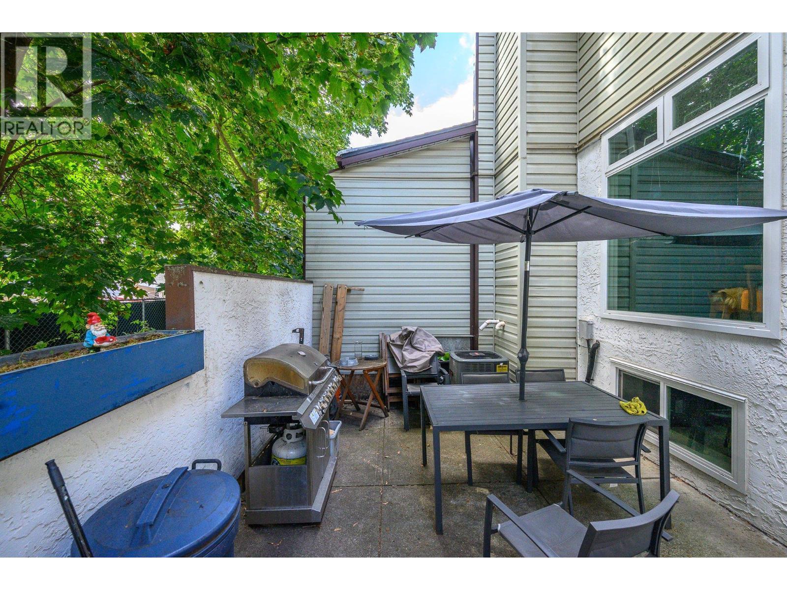 2100 43 Avenue Unit# 205, Vernon, BC - Outdoor With Deck Patio Veranda With Exterior