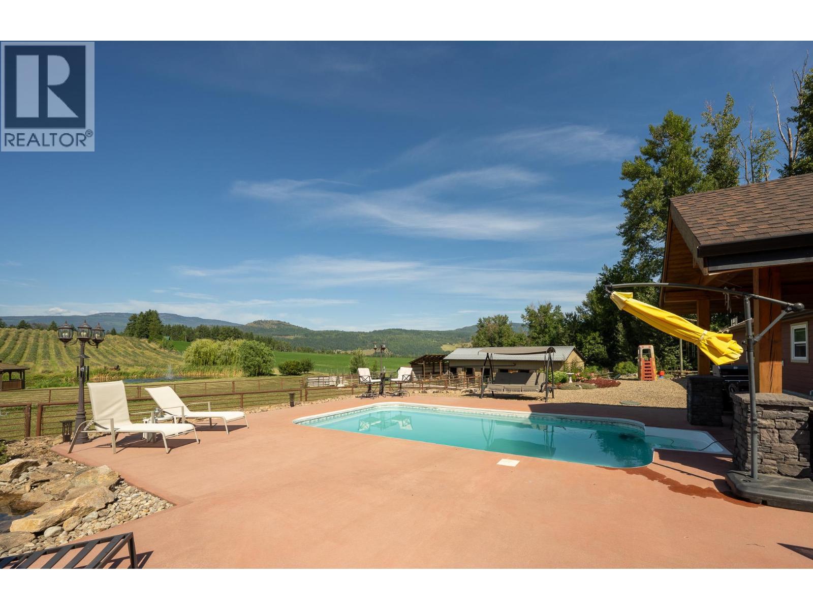 184 Monks Road, Grindrod, BC