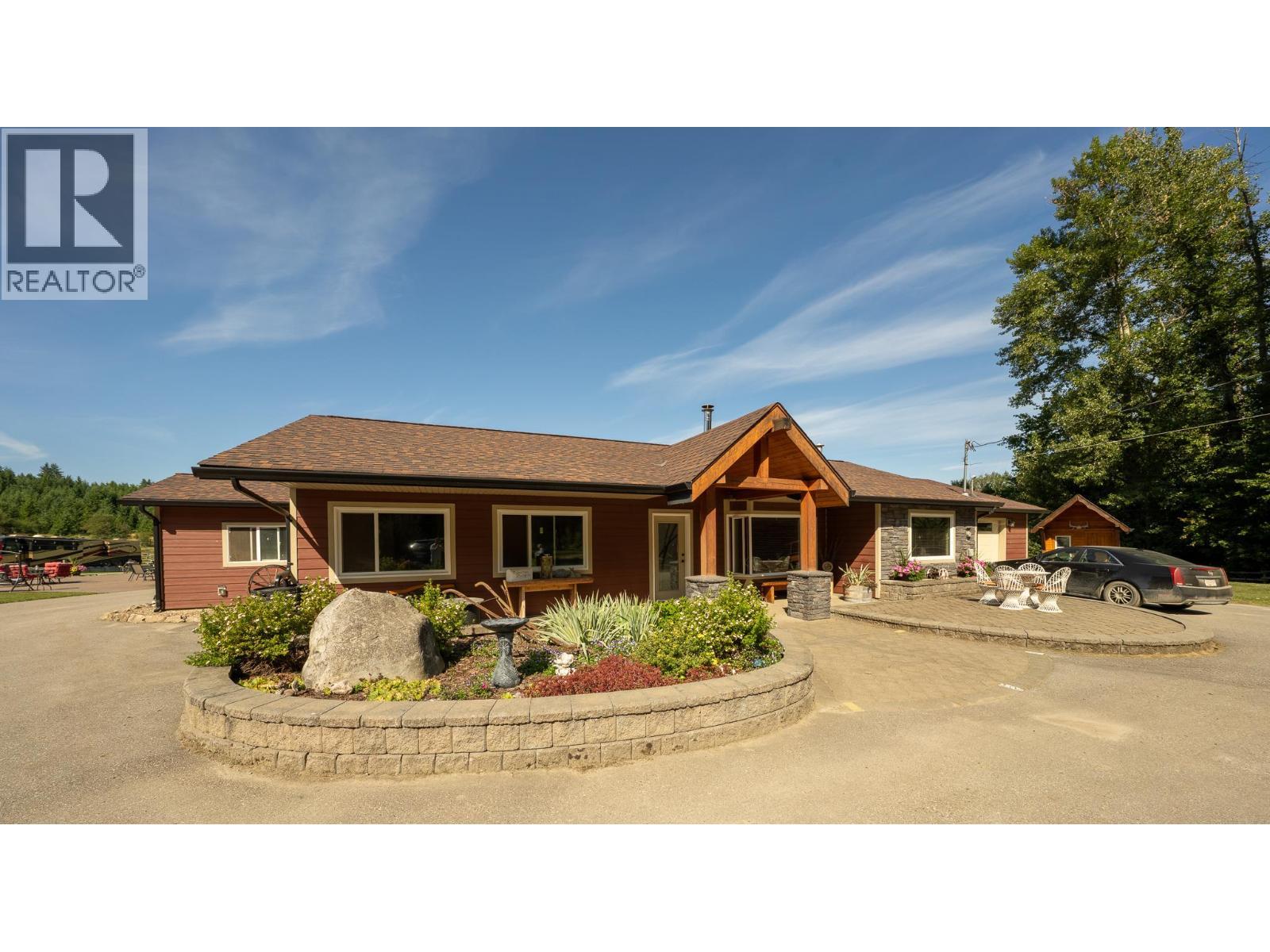 184 Monks Road, Grindrod, BC