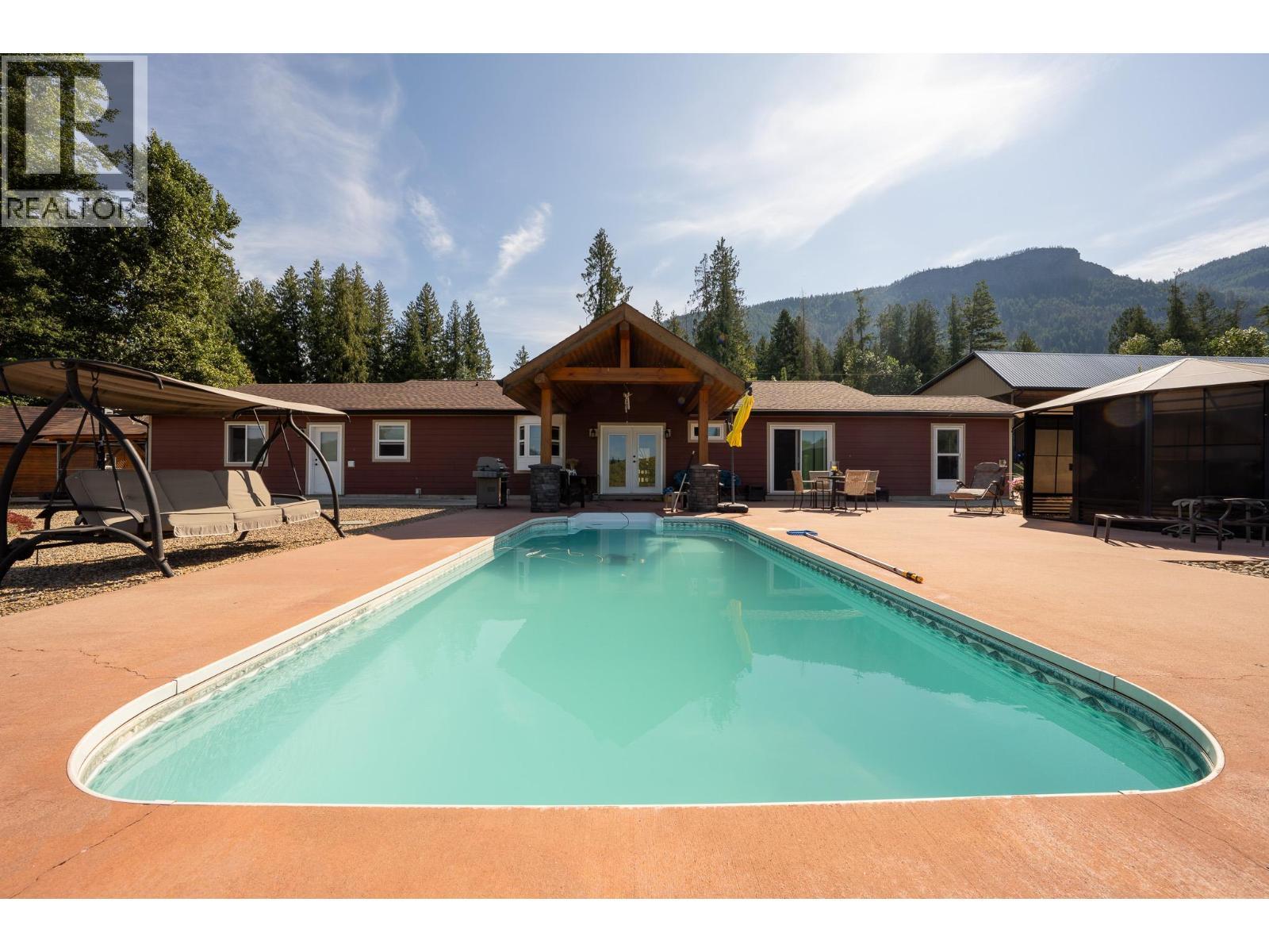 184 Monks Road, Grindrod, BC