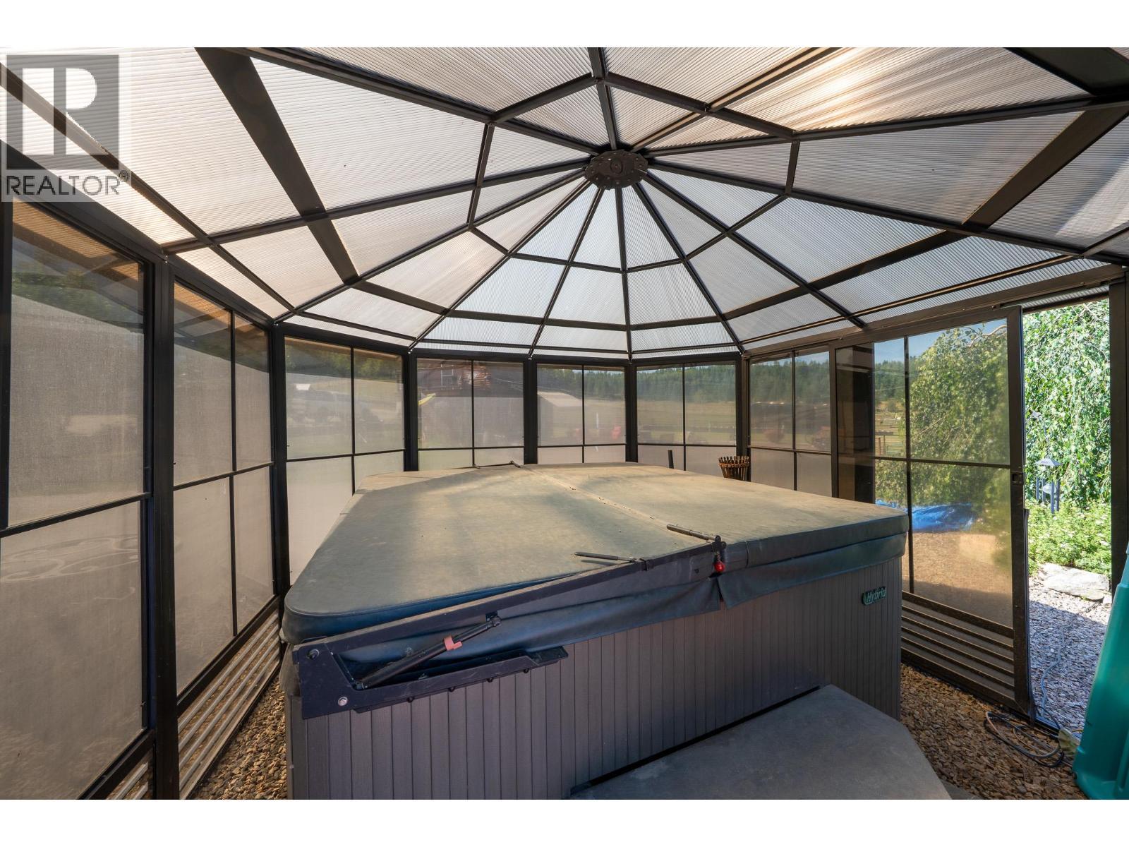 184 Monks Road, Grindrod, BC