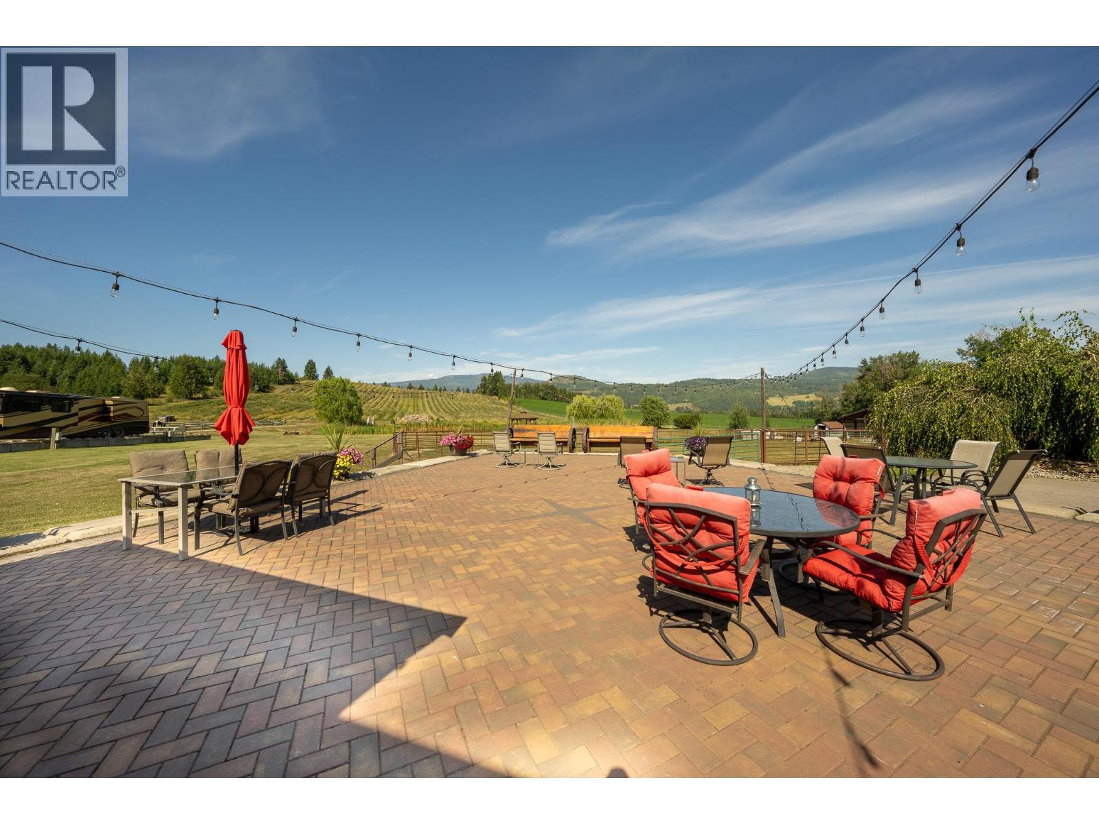 184 Monks Road, Grindrod, BC