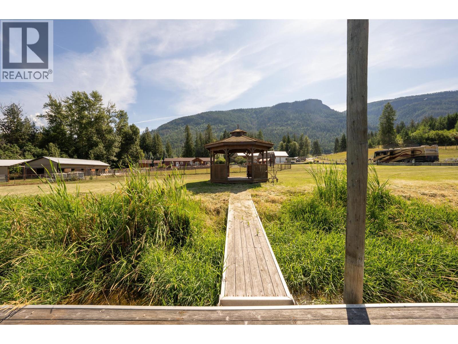 184 Monks Road, Grindrod, BC