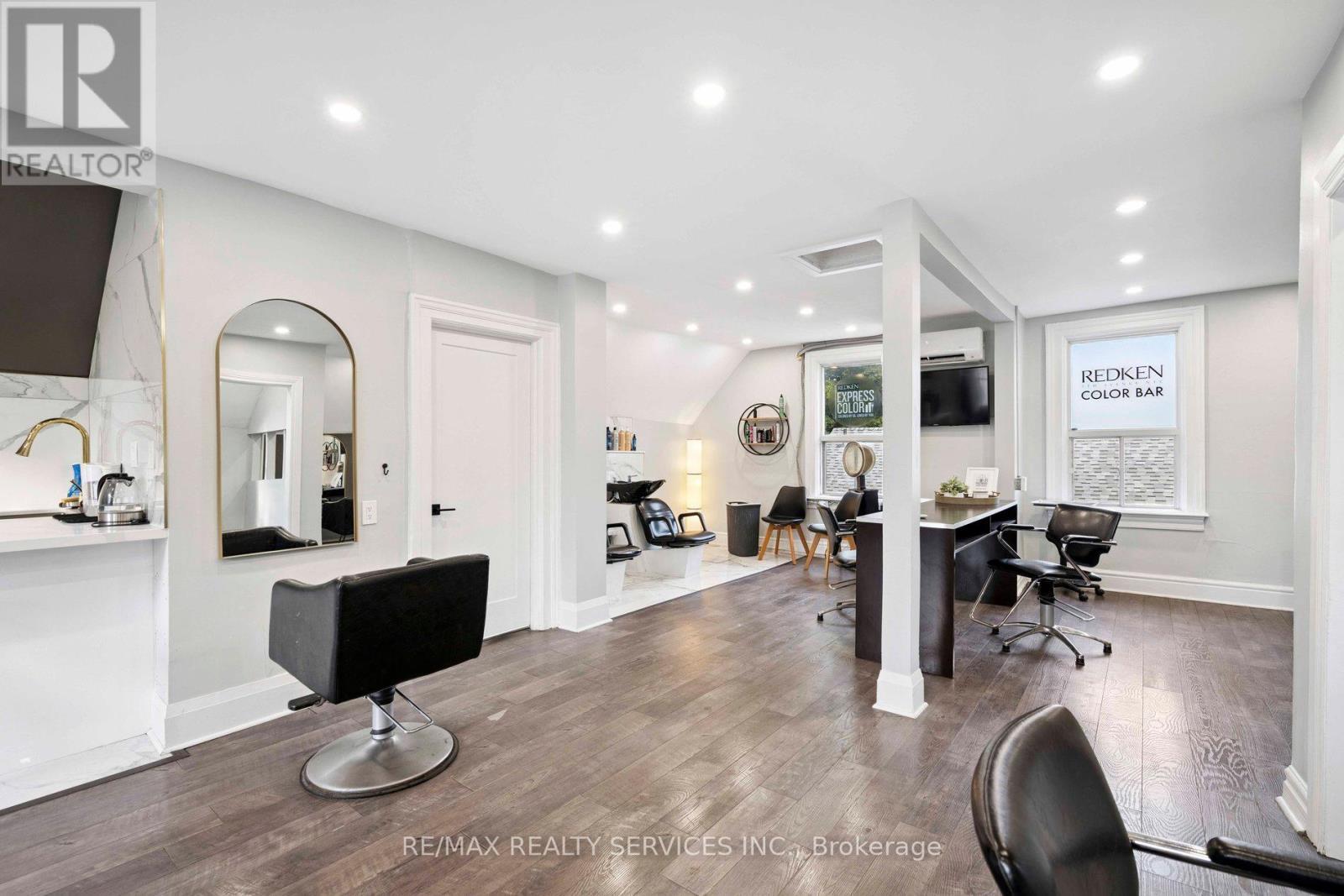 127 Queen Street W, Brampton, ON