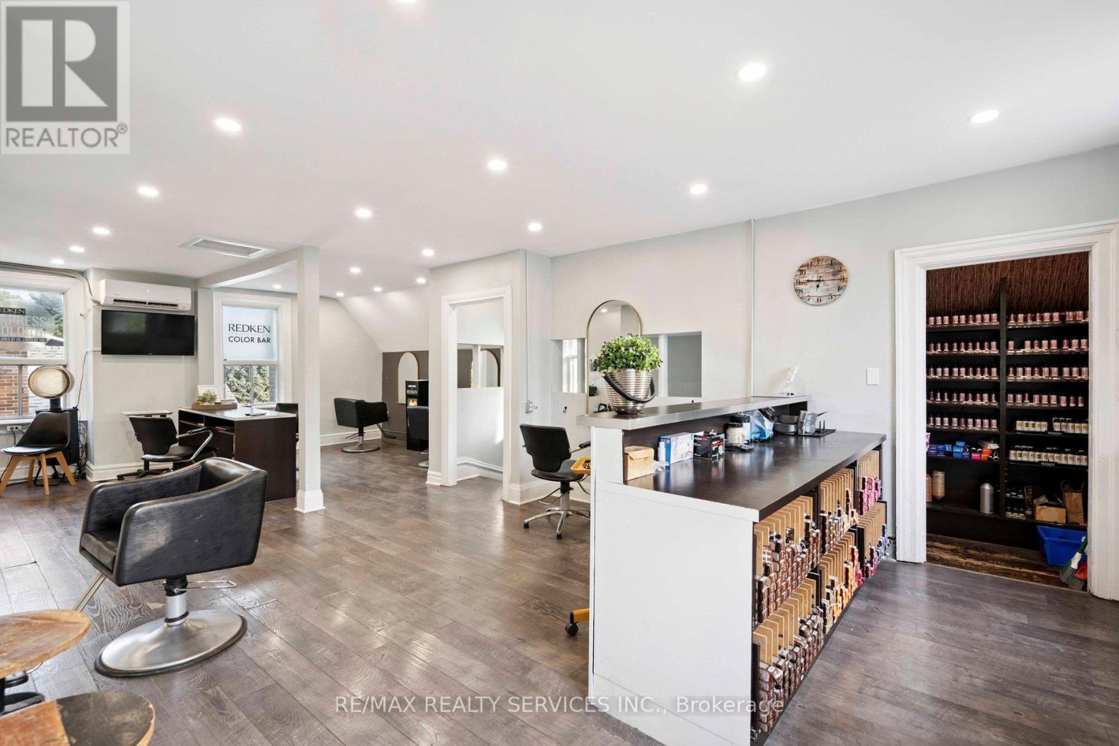 127 Queen Street W, Brampton, ON