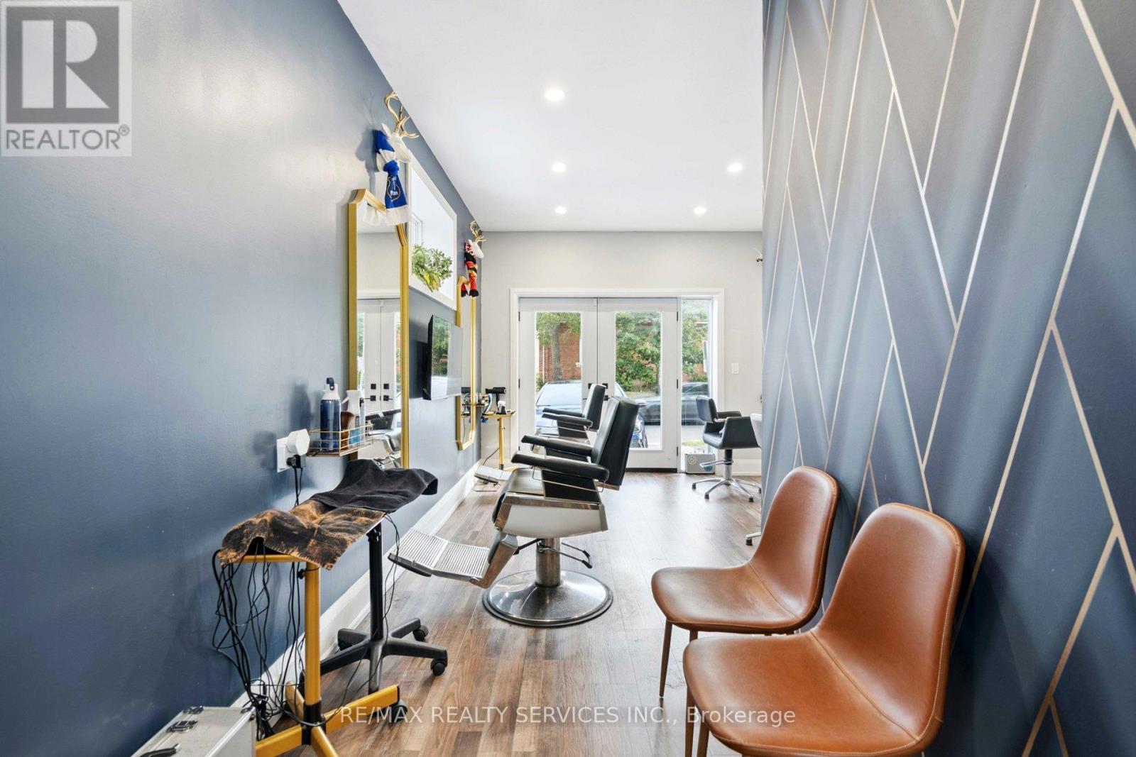 127 Queen Street W, Brampton, ON