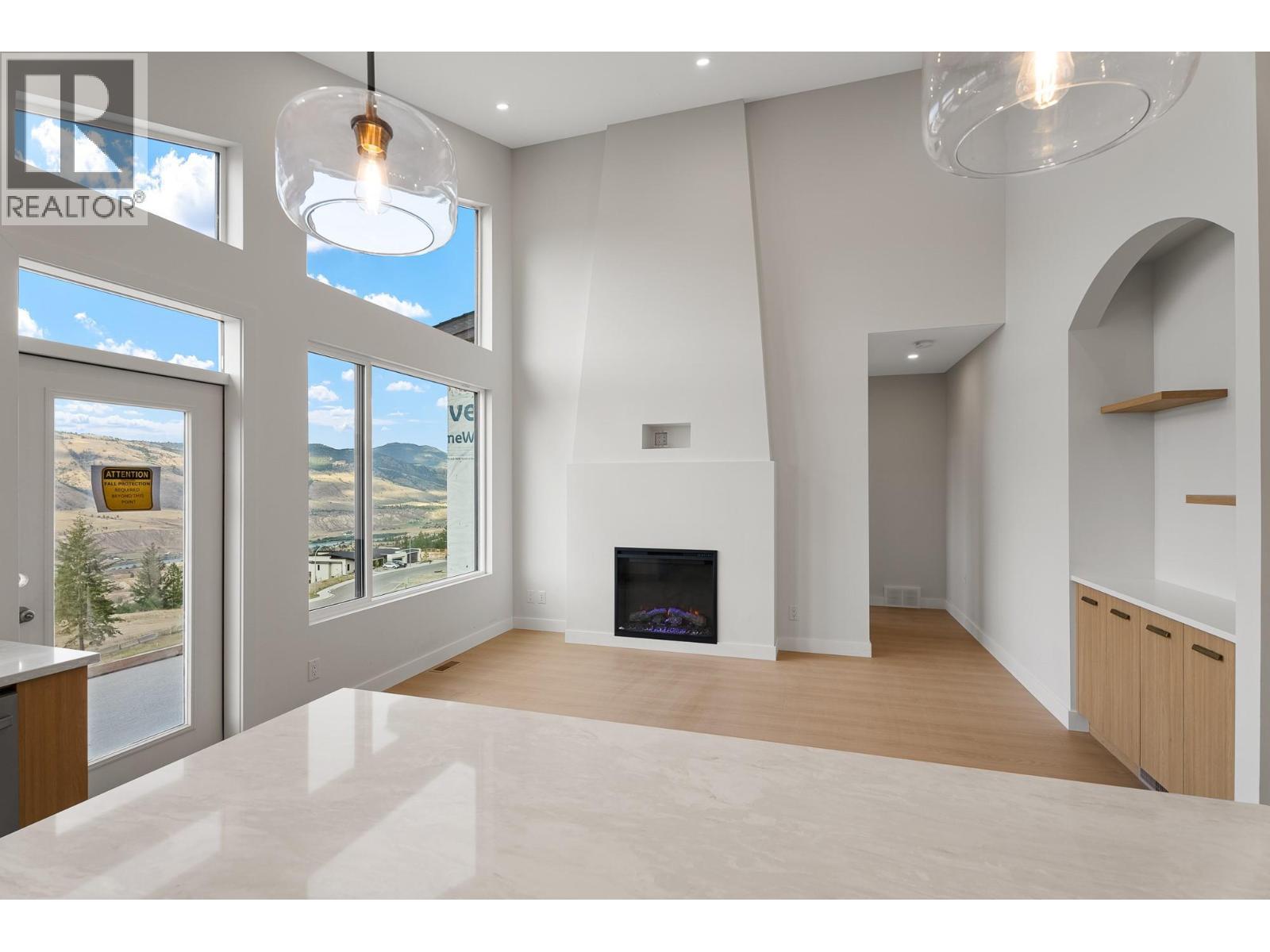 2400 Coldwater Drive Unit# 138, Kamloops, BC - Indoor With Fireplace