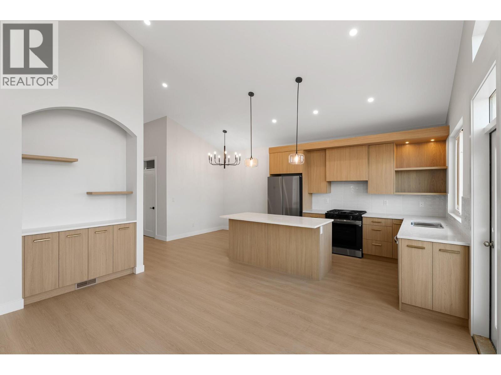 2400 Coldwater Drive Unit# 138, Kamloops, BC - Indoor Photo Showing Kitchen