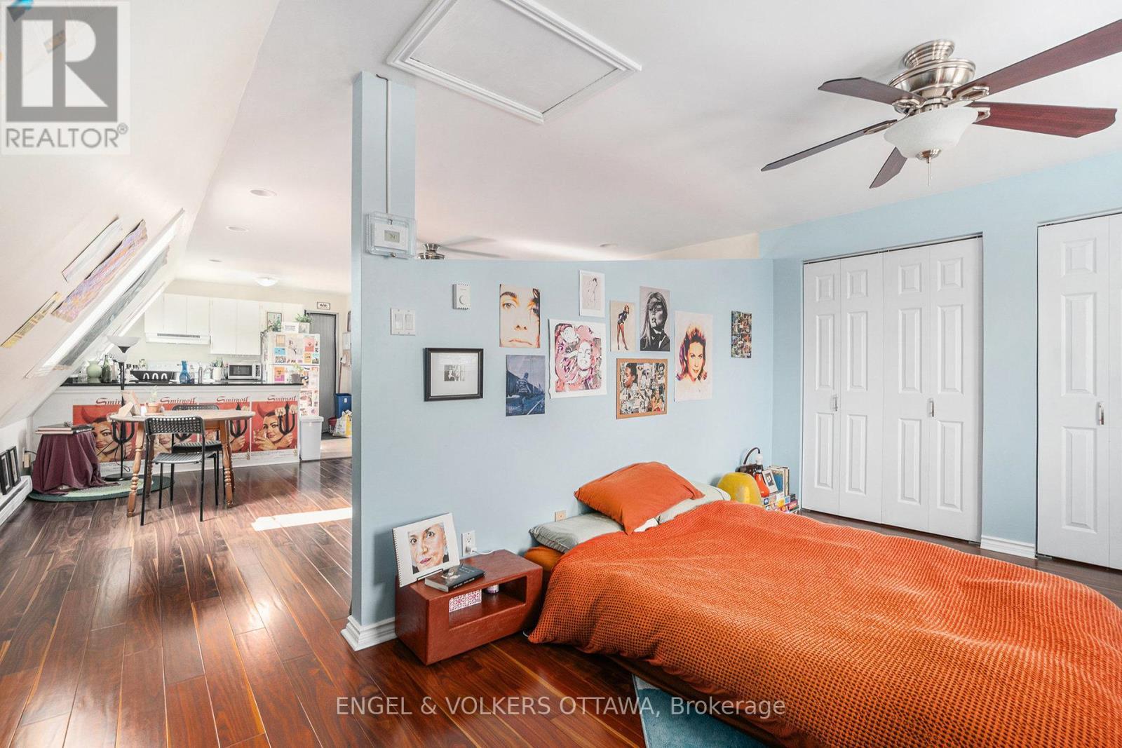 543 Mcleod Street, Ottawa, ON - Indoor Photo Showing Bedroom