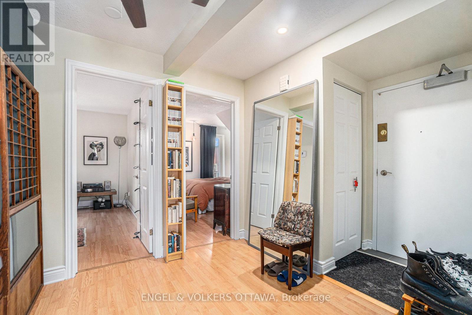 543 Mcleod Street, Ottawa, ON - Indoor Photo Showing Other Room