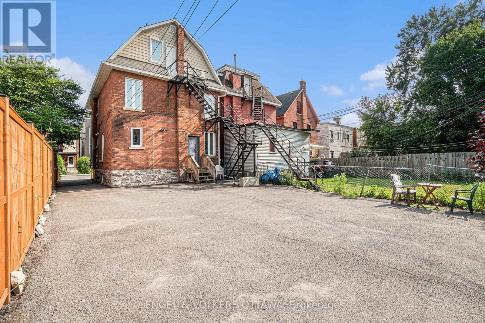 543 Mcleod Street, Ottawa, ON - Outdoor